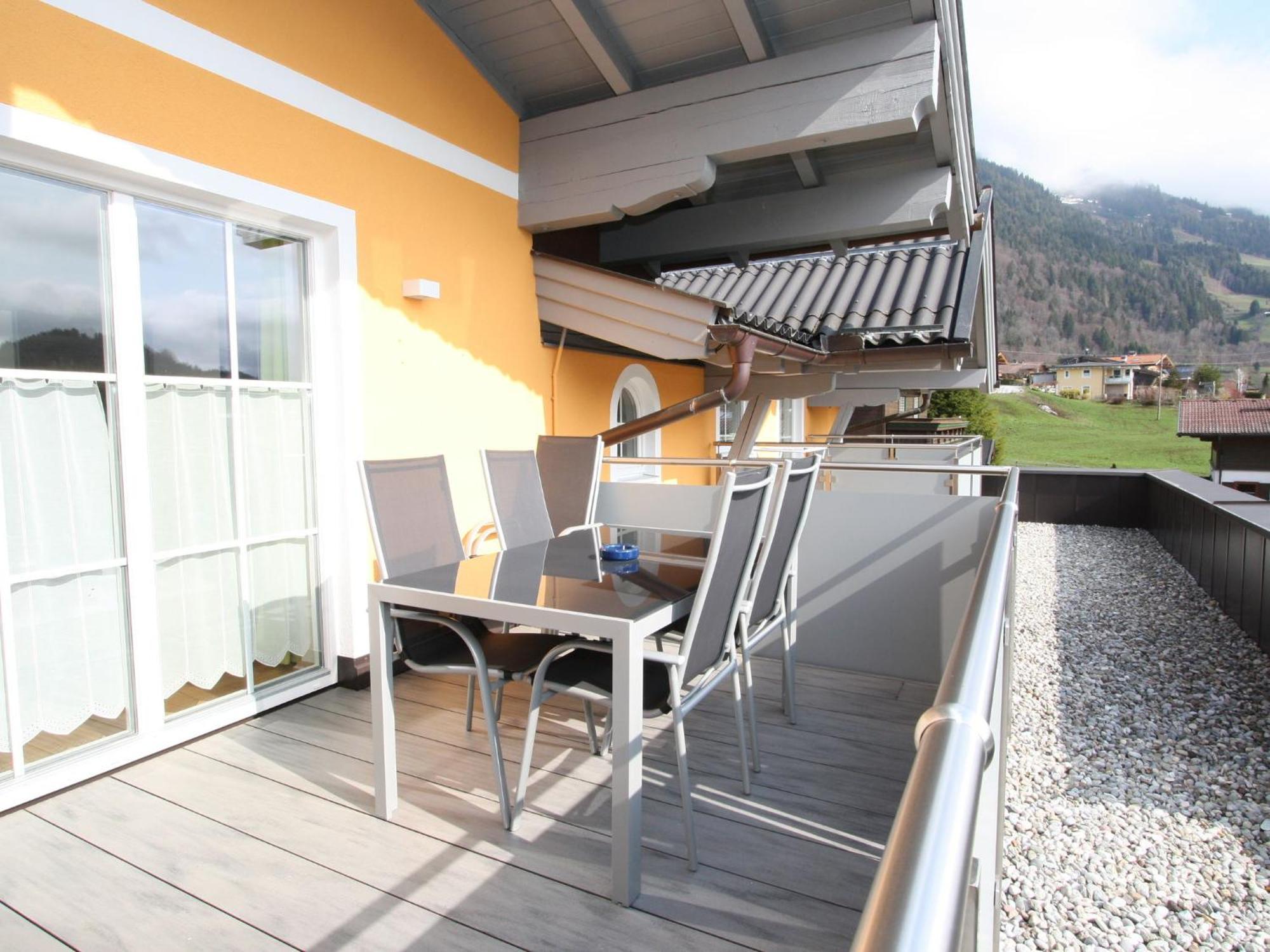 Luxurious Mansion In Goldegg Near Skiing Area エクステリア 写真